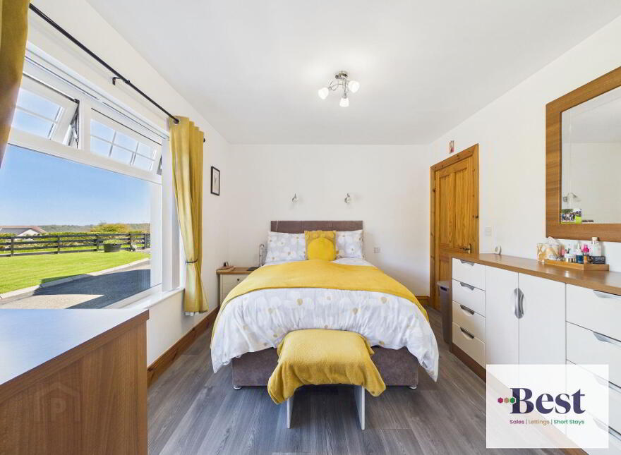 10 Ballycoose Road, Ballygally, Larne, BT40 2RW