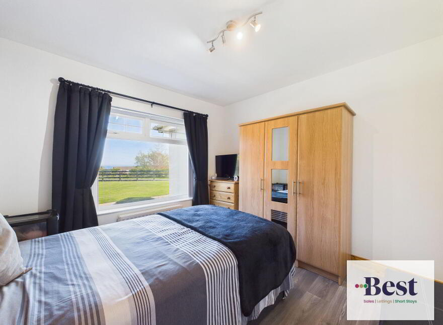 10 Ballycoose Road, Ballygally, Larne, BT40 2RW