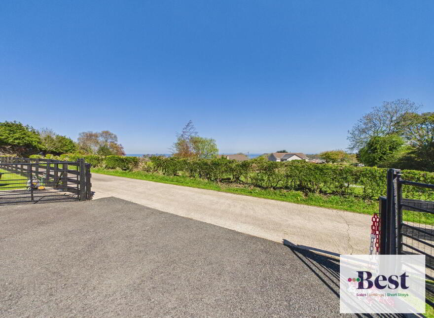10 Ballycoose Road, Ballygally, Larne, BT40 2RW