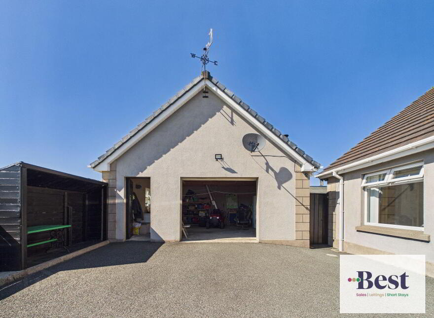 10 Ballycoose Road, Ballygally, Larne, BT40 2RW