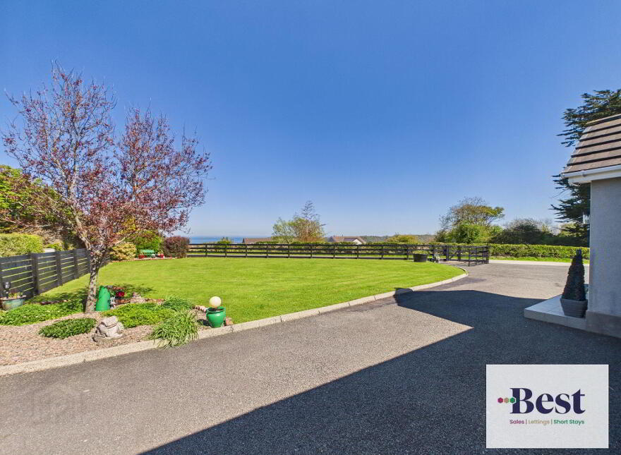 10 Ballycoose Road, Ballygally, Larne, BT40 2RW