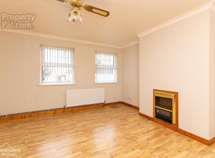138 Ballycraigy Ring, Larne, BT40 2EX