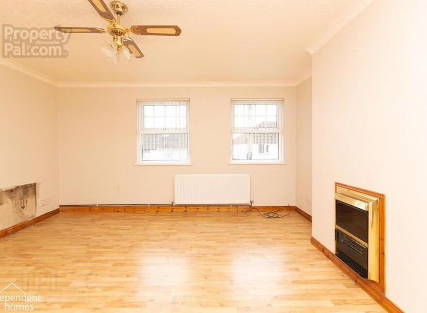 138 Ballycraigy Ring, Larne, BT40 2EX