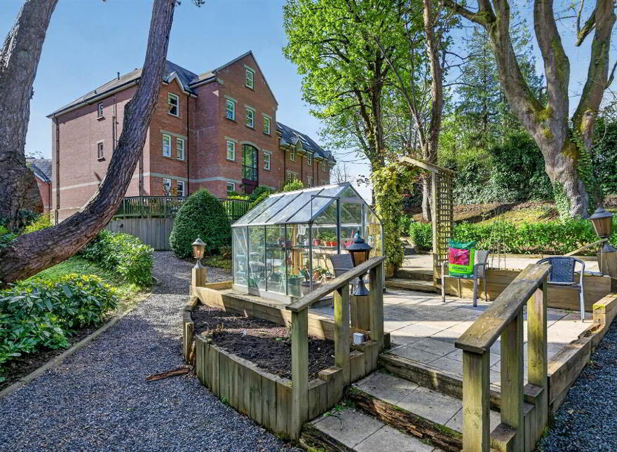 Apt 26 Sandown Manor, 84A Sandown Road, Belfast, BT5 6GU