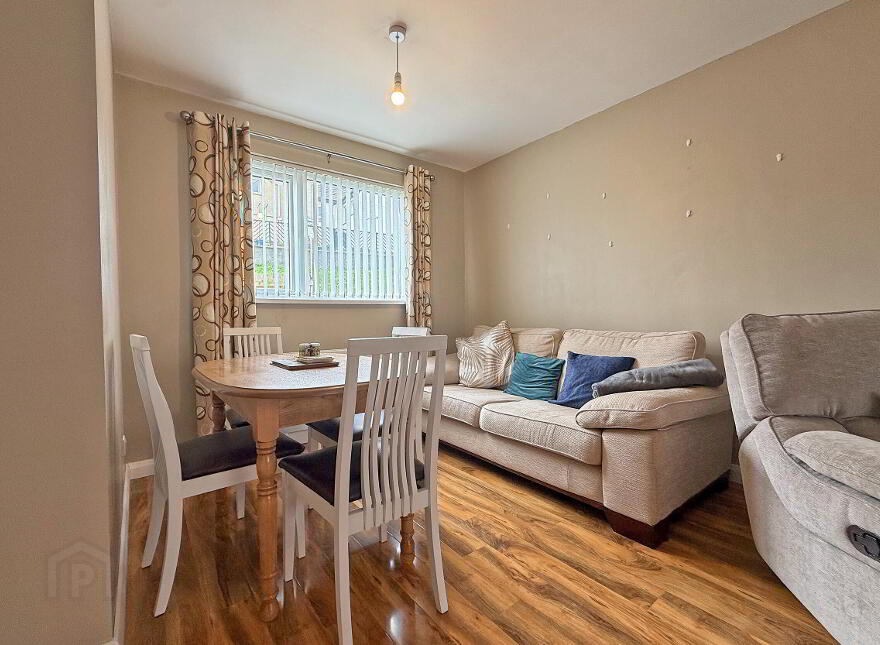 5 Causeway Court, Portrush, BT56 8SJ