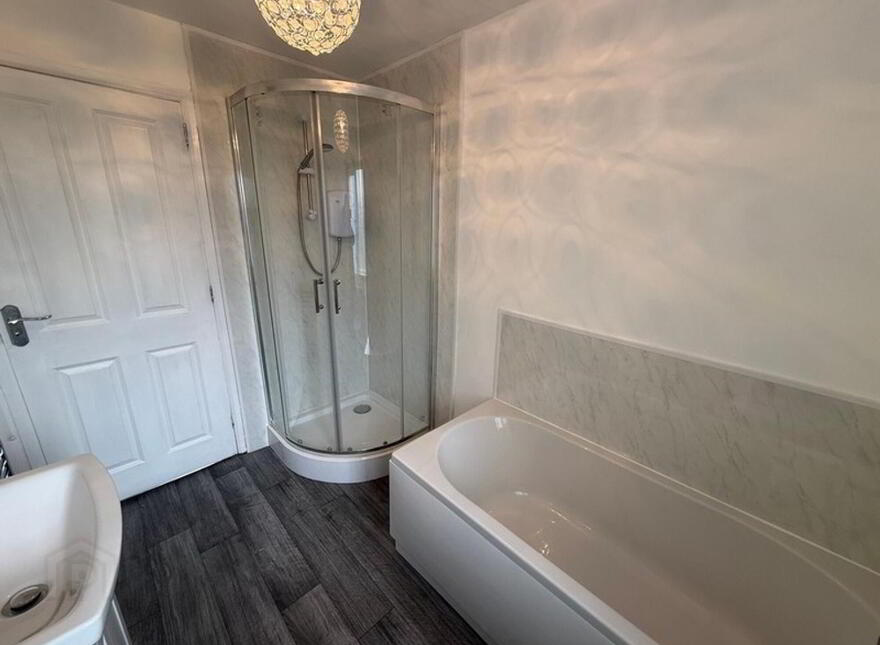 14 Eglantine Crescent, Lisburn, BT27 5RH