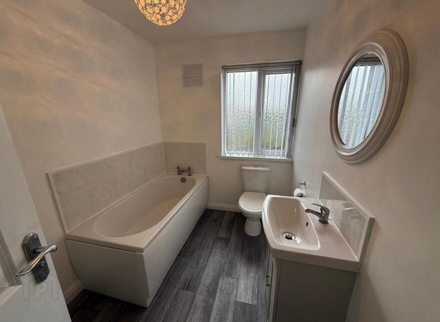 14 Eglantine Crescent, Lisburn, BT27 5RH