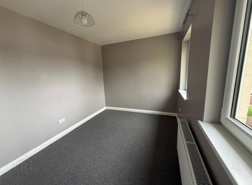 14 Eglantine Crescent, Lisburn, BT27 5RH