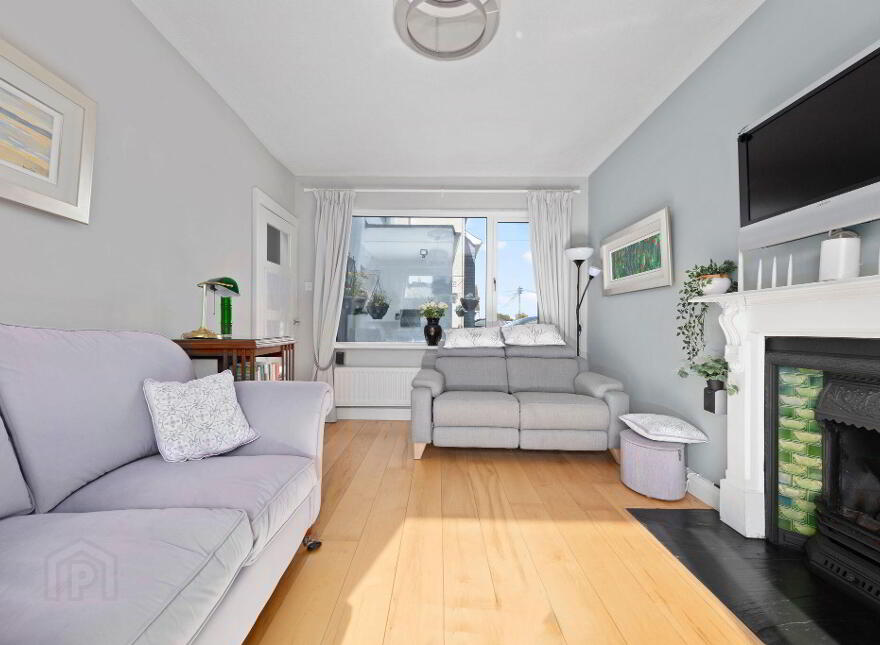 3 Royal Avenue, Portstewart, BT55 7LE