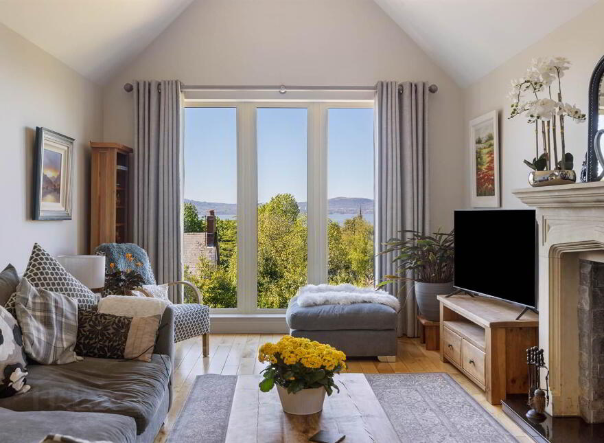 2B Pine Crest, Holywood, BT18 9ED