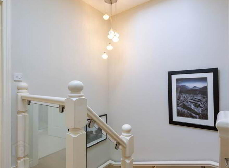 2B Pine Crest, Holywood, BT18 9ED