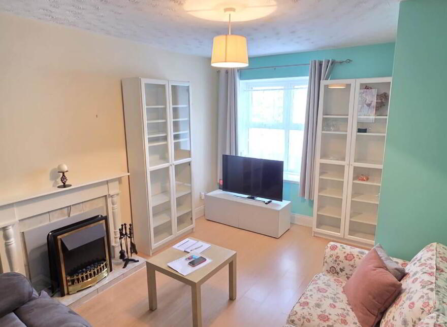 2 Bridge Street, Ballindrait, Lifford, F93D43E