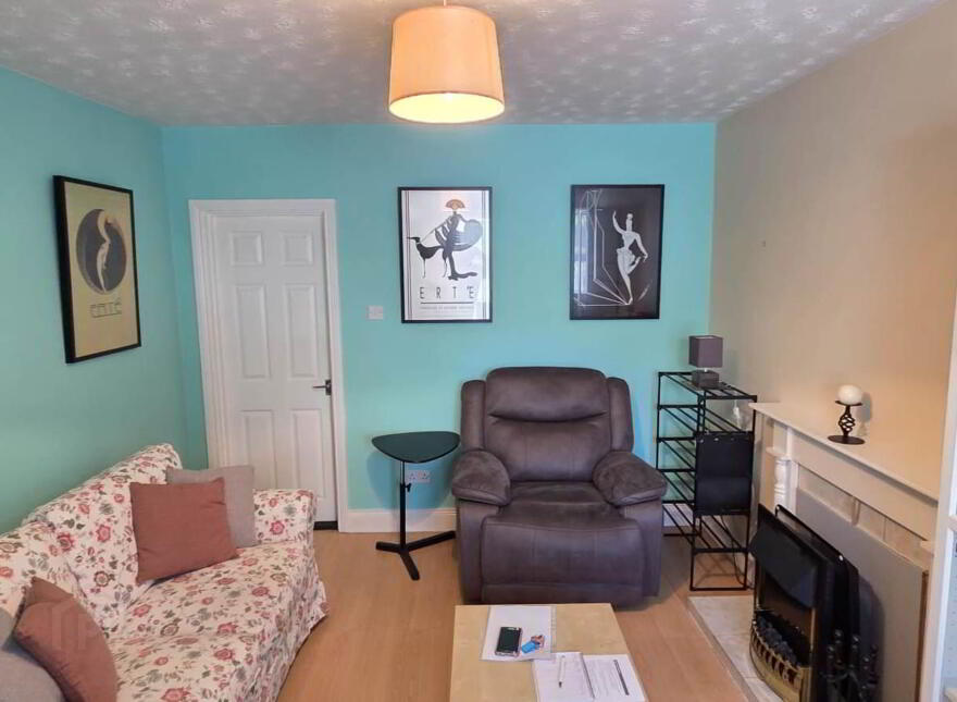 2 Bridge Street, Ballindrait, Lifford, F93D43E