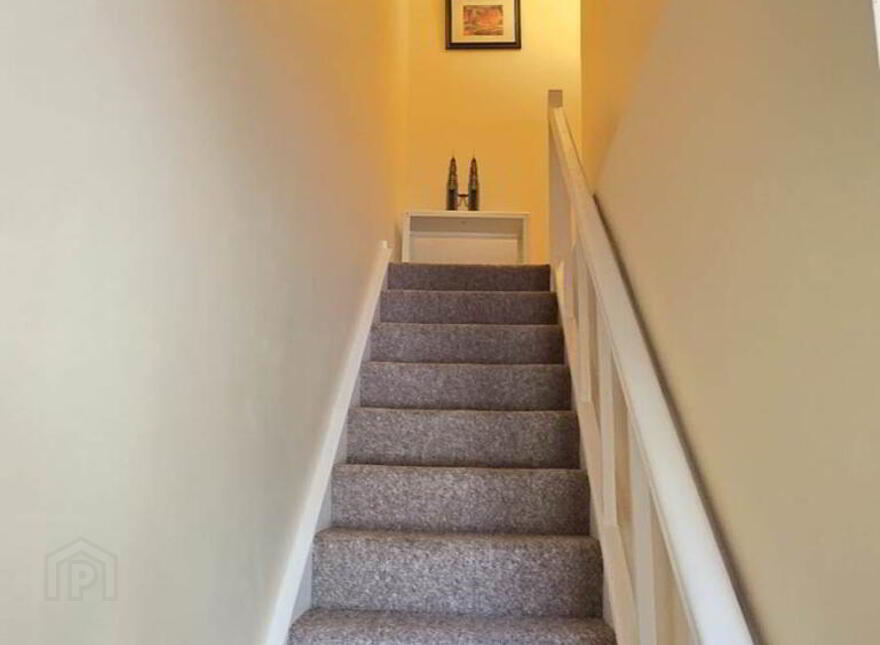 2 Bridge Street, Ballindrait, Lifford, F93D43E
