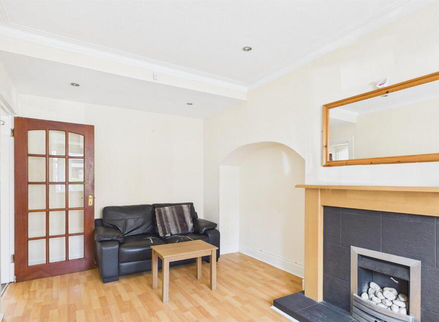 42 Devon Parade, Belfast, BT4 1LT
