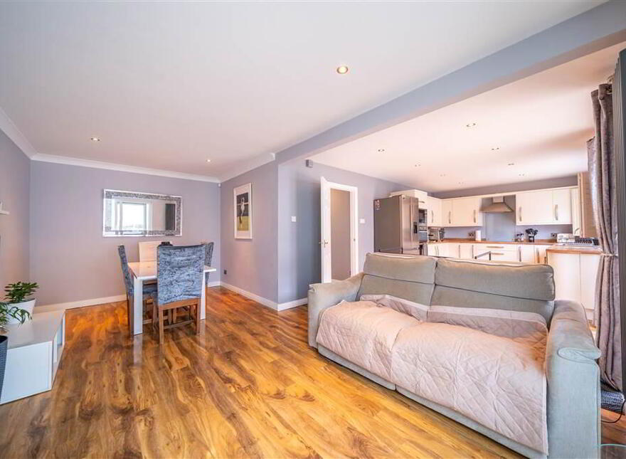 9 Woodvale Gardens, Bangor, BT19 1WG