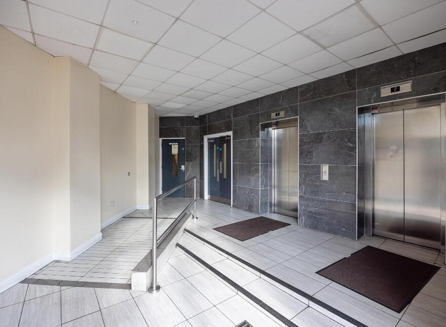 404 College Central, 4 College Avenue, Belfast, BT1 6BB