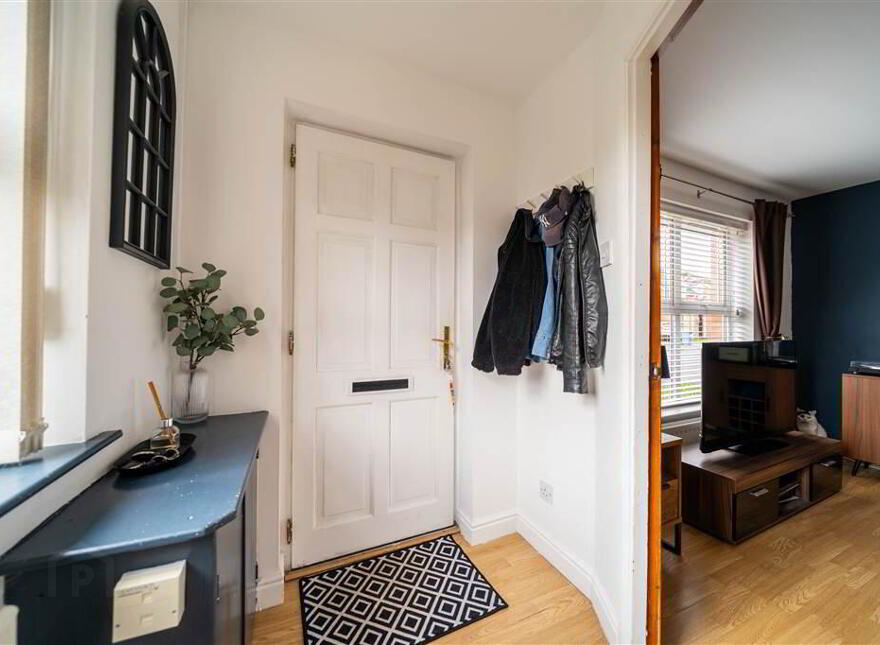 52 Meadowvale Crescent, Bangor, BT19 1HX