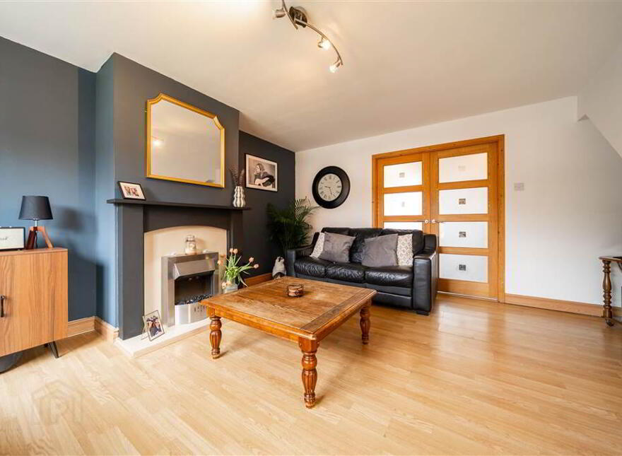 52 Meadowvale Crescent, Bangor, BT19 1HX