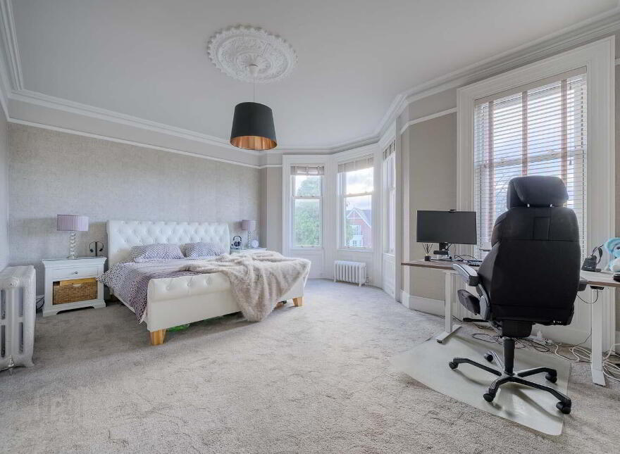41 Ballyholme Road, Bangor, BT20 5JR