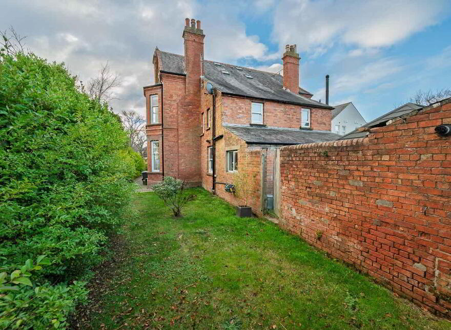 41 Ballyholme Road, Bangor, BT20 5JR