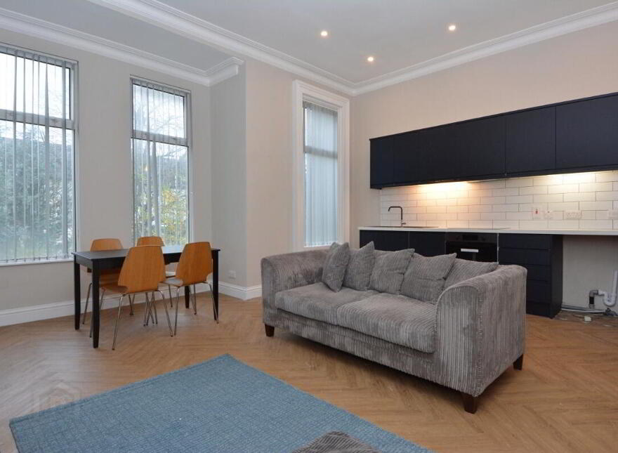 Apt 2, 66 Wellington Park, Belfast, BT9 6DP