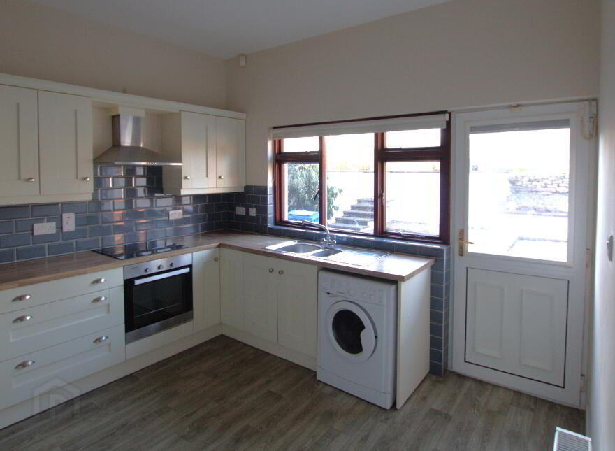 17 Tattymoyle Road, Fintona, BT78 2NR