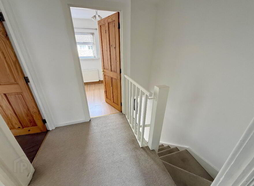 10 Minnowburn Drive, Grays Park, Belfast, BT8 7QJ
