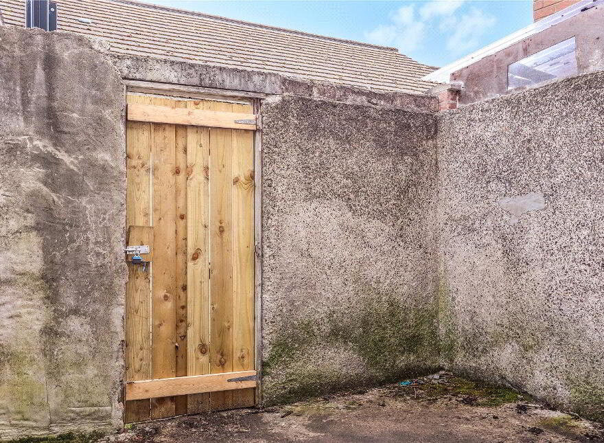 19 Ainsworth Parade, Woodvale Road, Belfast, BT13 3FP
