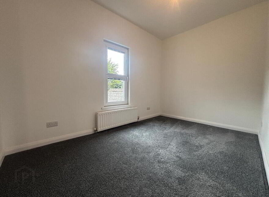 79 Young Street, Lisburn, BT27 5EB