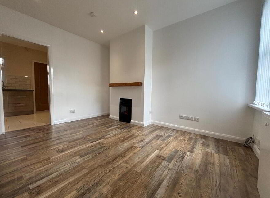 79 Young Street, Lisburn, BT27 5EB