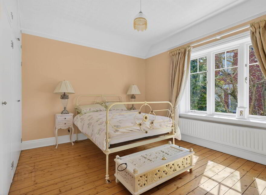 12 Osborne Gardens, Belfast, BT9 6LE