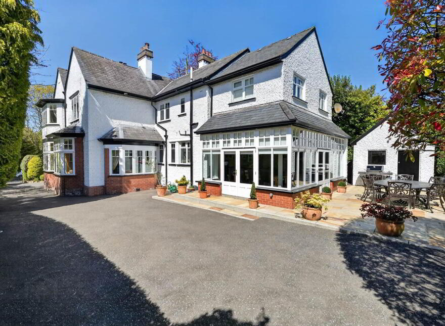 12 Osborne Gardens, Belfast, BT9 6LE