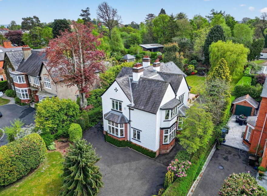 12 Osborne Gardens, Belfast, BT9 6LE