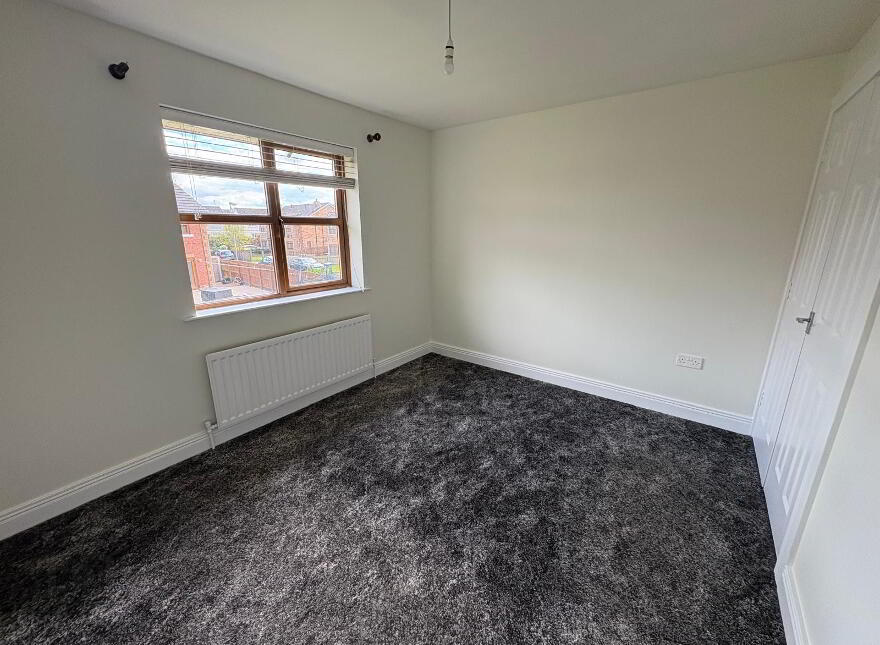 19 Castletown Court, Strabane, BT82 9FZ