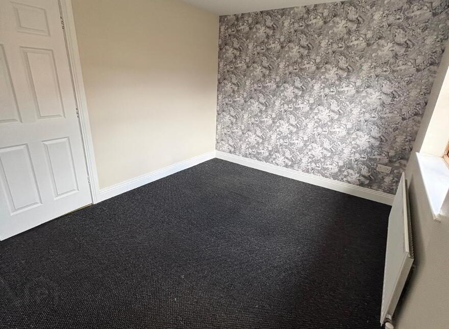 19 Castletown Court, Strabane, BT82 9FZ