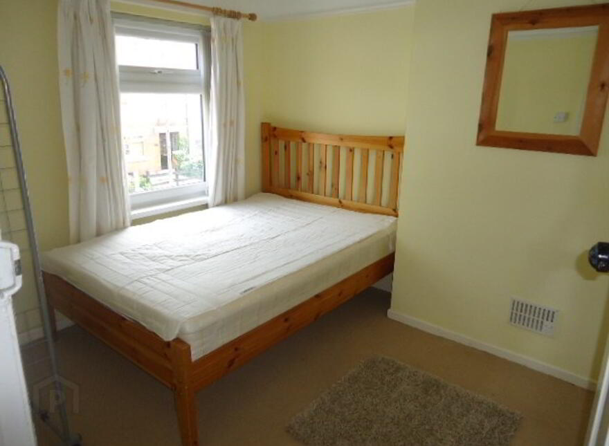 13 Sunnyside Drive, Off Ormeau Road, Belfast, BT7 3DX