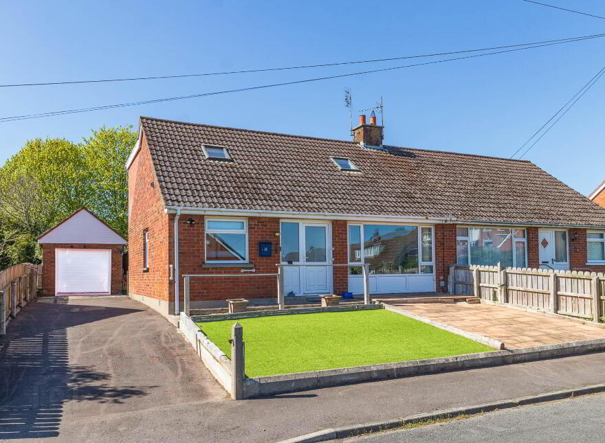 18 Shiralee Drive, Newtownards, BT23 4BA