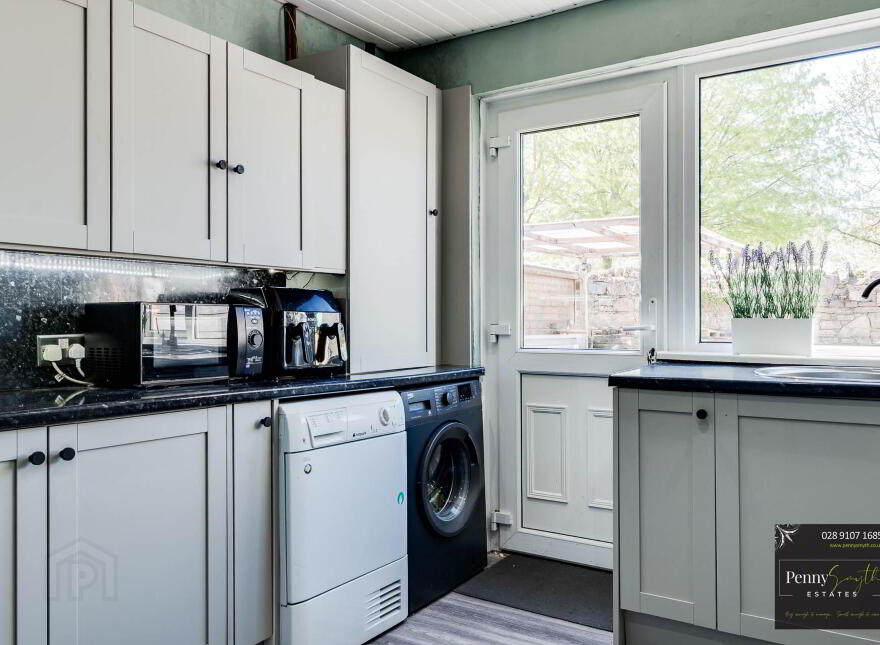 18 Shiralee Drive, Newtownards, BT23 4BA