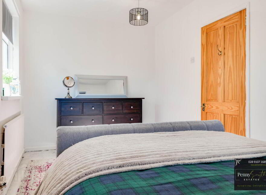 18 Shiralee Drive, Newtownards, BT23 4BA