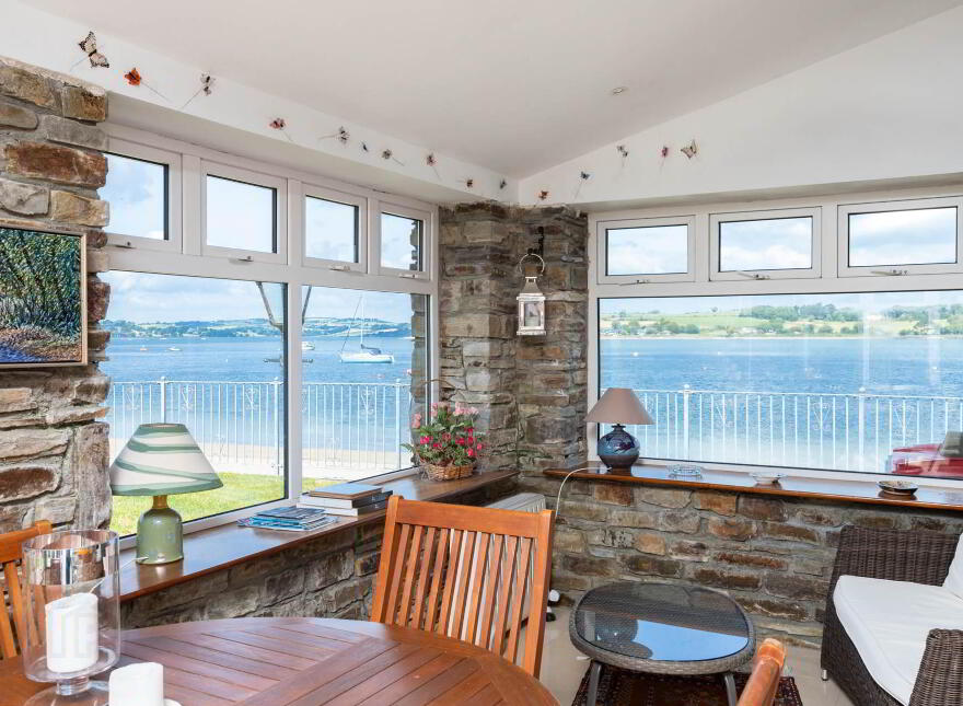 The Boathouse, Woodpoint, Courtmacsherry, P72VA44