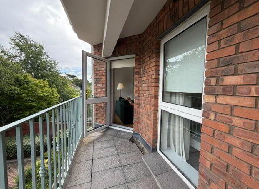The Shrewsbury, Donnybrook Castle, Donnybrook, Donnybrook, D04A038