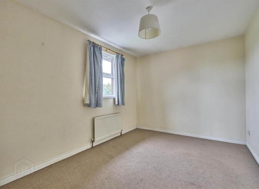 138 Ballycrochan Road, Bangor, BT19 6NT