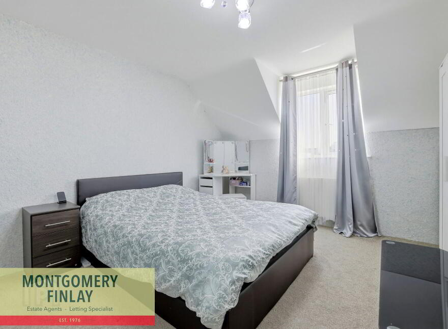 6 Galliagh Shore, Enniskillen, BT74 7GS