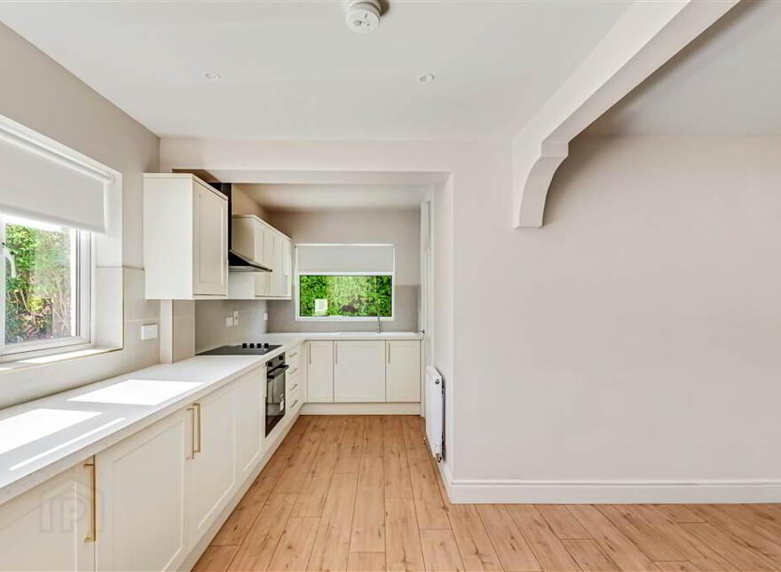 10 Lille Park, Upper Lisburn Road, Belfast, BT10 0LR