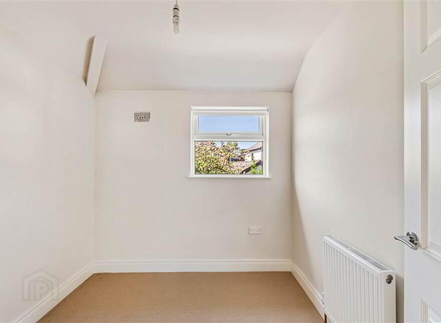 10 Lille Park, Upper Lisburn Road, Belfast, BT10 0LR