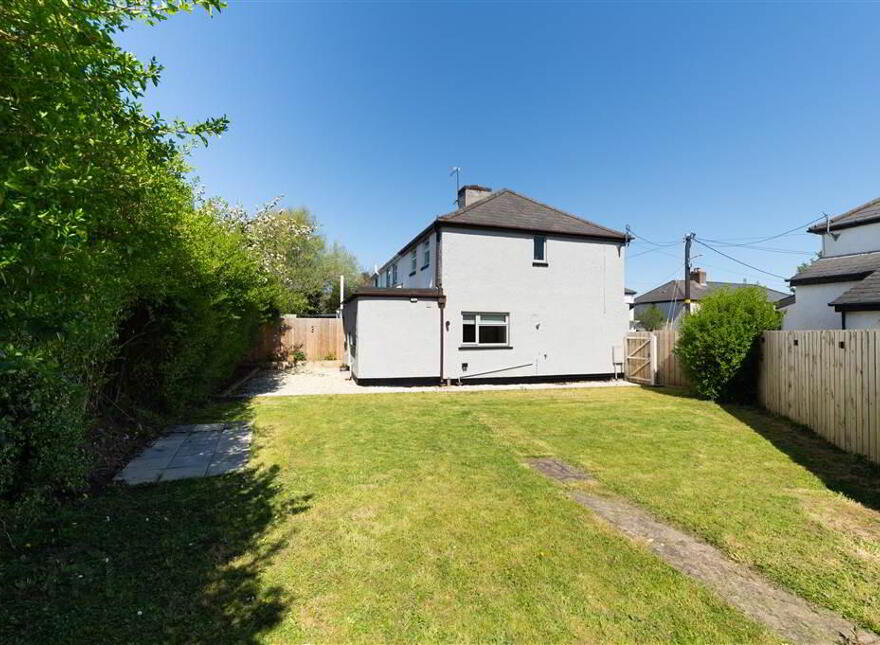 10 Lille Park, Upper Lisburn Road, Belfast, BT10 0LR
