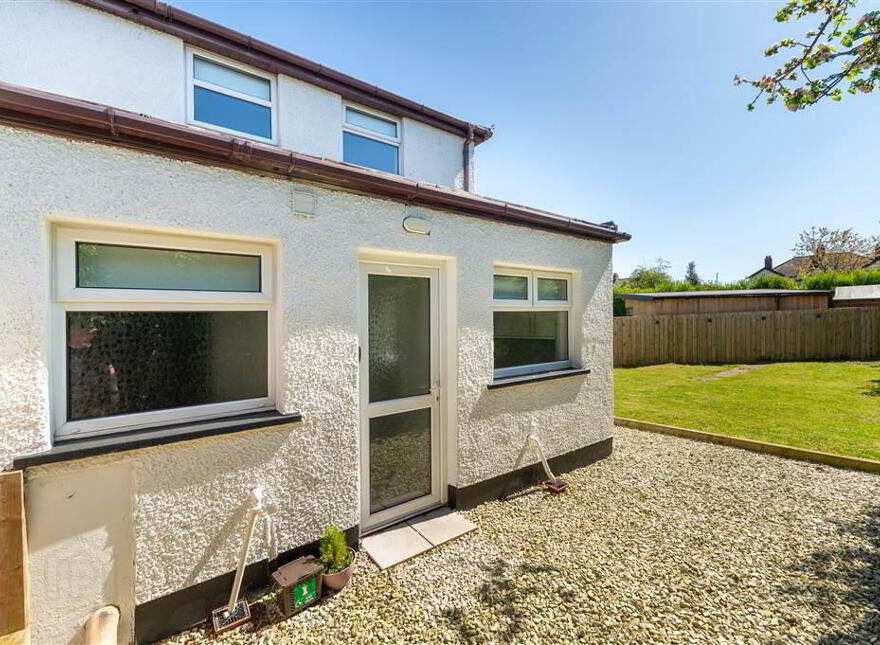 10 Lille Park, Upper Lisburn Road, Belfast, BT10 0LR