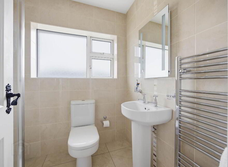 62 Greenpark Rd, Lucan, K78N1W2