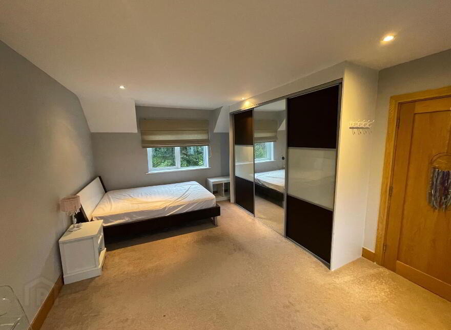 4 Meadowfields, Rylane, P32KT95